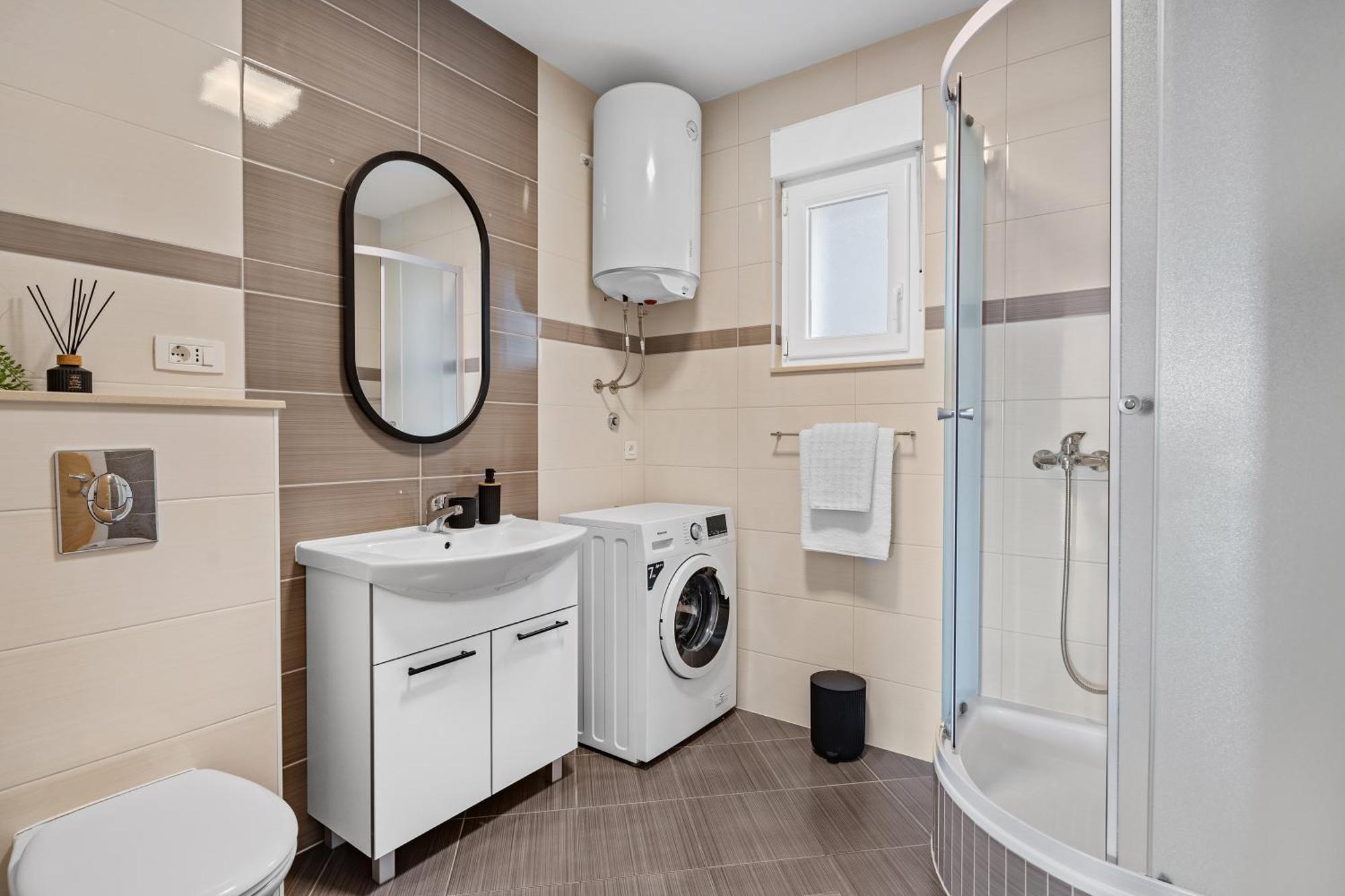 Apartments Bakota أوميس المظهر الخارجي الصورة